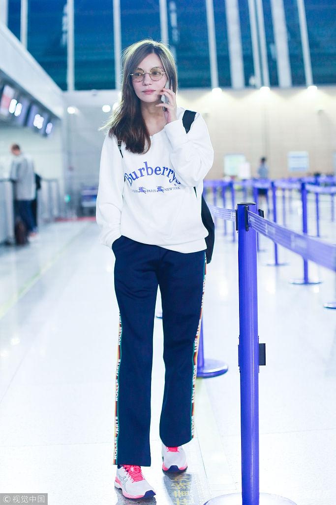 Trieu Vy giam can anh 2