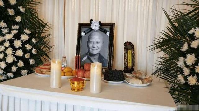 Lý Liên Kiệt không viếng Kế Xuân Hoa ảnh 3 Ly Lien Kiet khong vieng Ke Xuan Hoa anh 3