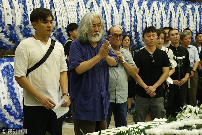 Lý Liên Kiệt không viếng Kế Xuân Hoa ảnh 1 Ly Lien Kiet khong vieng Ke Xuan Hoa anh 1