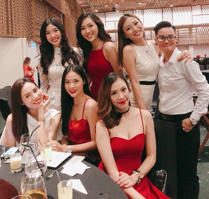 Lan Khue va Thuy Van cung du cuoi Thanh Nhan anh 2