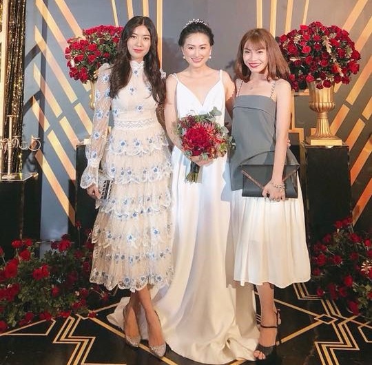 Lan Khue va Thuy Van cung du cuoi Thanh Nhan anh 3