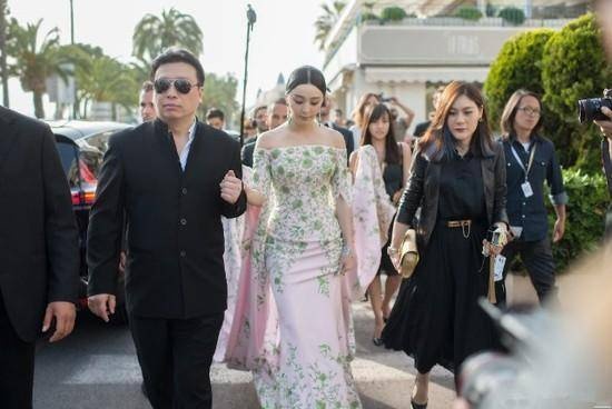 Quản lý Phạm Băng Băng bị bắt ảnh 2 Quan ly Pham Bang Bang bi bat anh 2