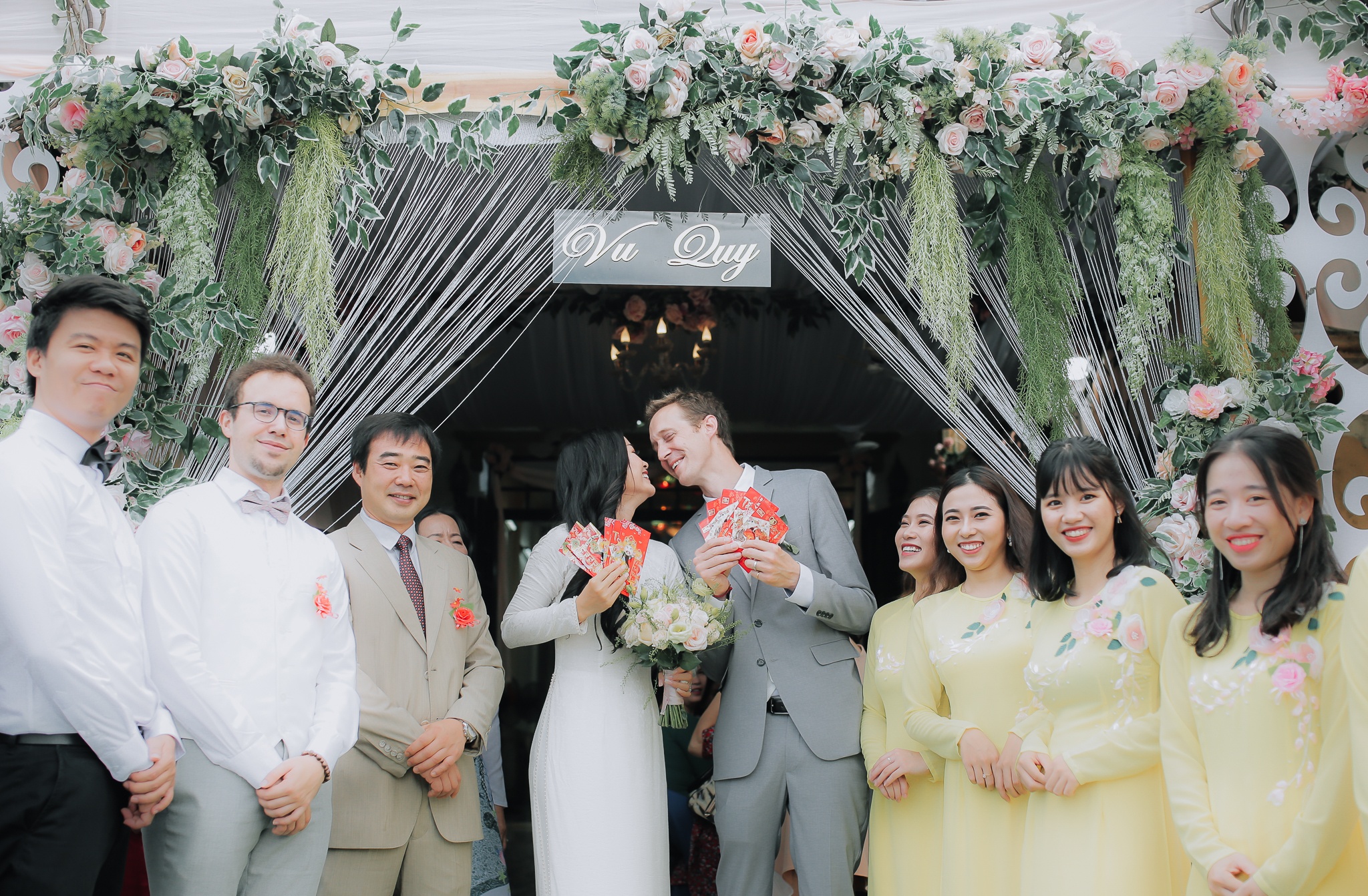 Dieu Thuy ket hon anh 6