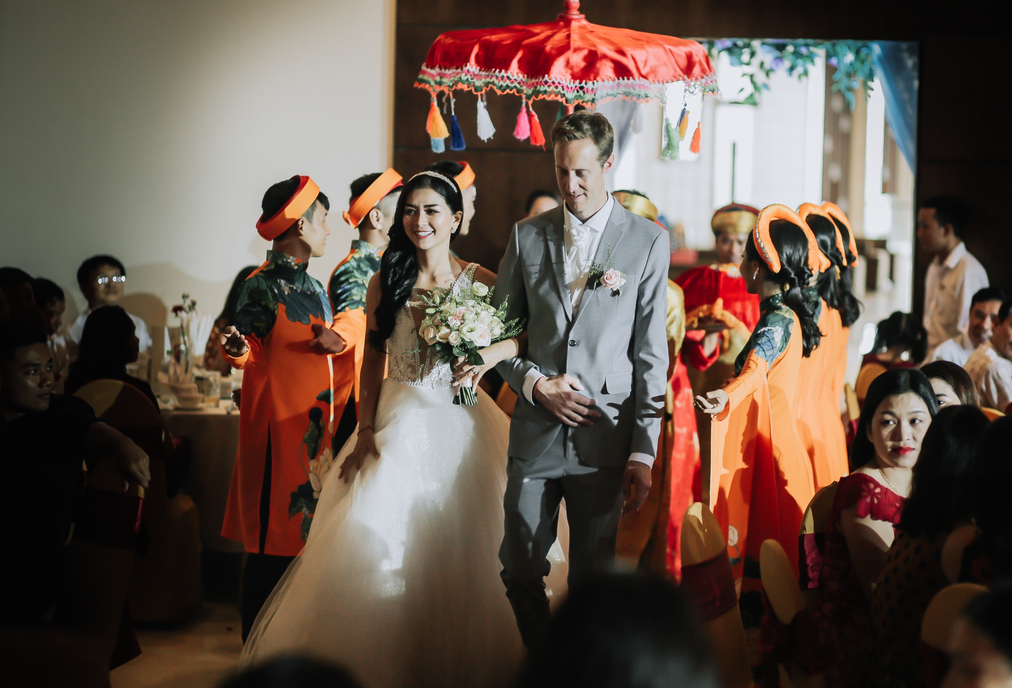 Dieu Thuy ket hon anh 4