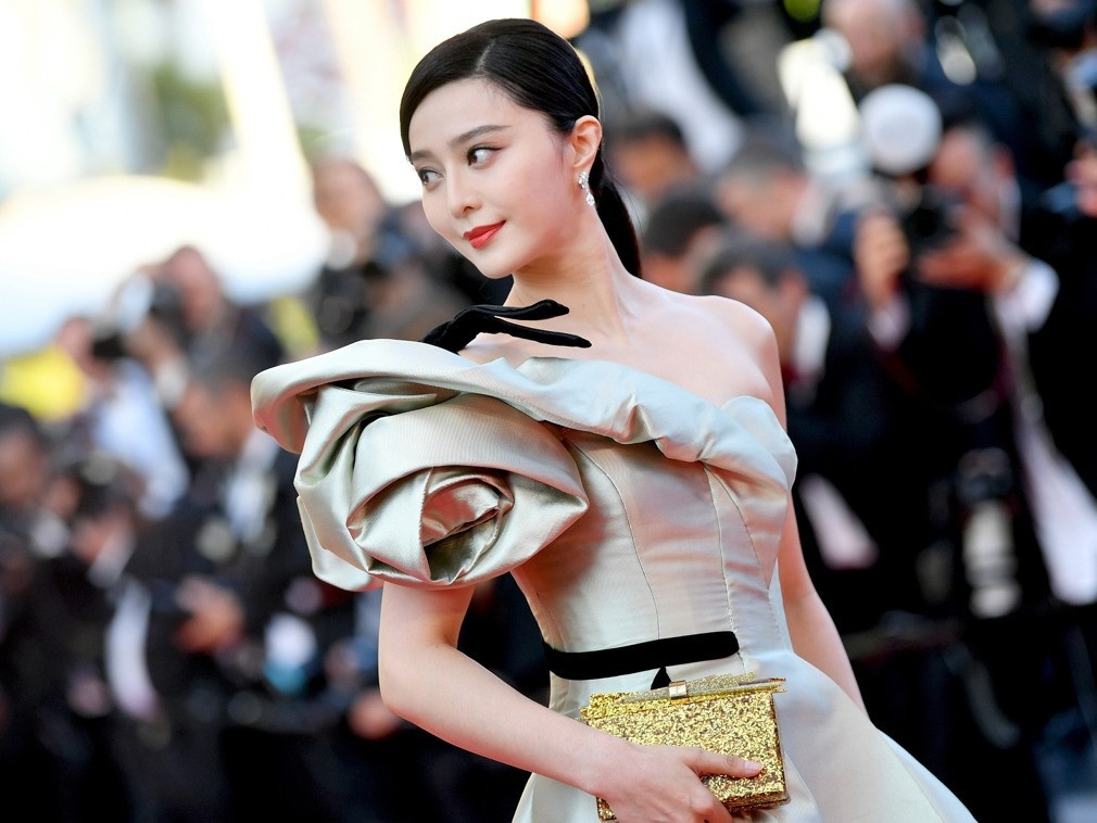 Pham Bang Bang bi dieu tra tron thue anh 1