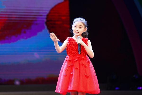 Em gái sao nhí Trung Quốc qua đời muốn theo nghề a ảnh 3 Em gai sao nhi Trung Quoc qua doi muon theo nghe a anh 3