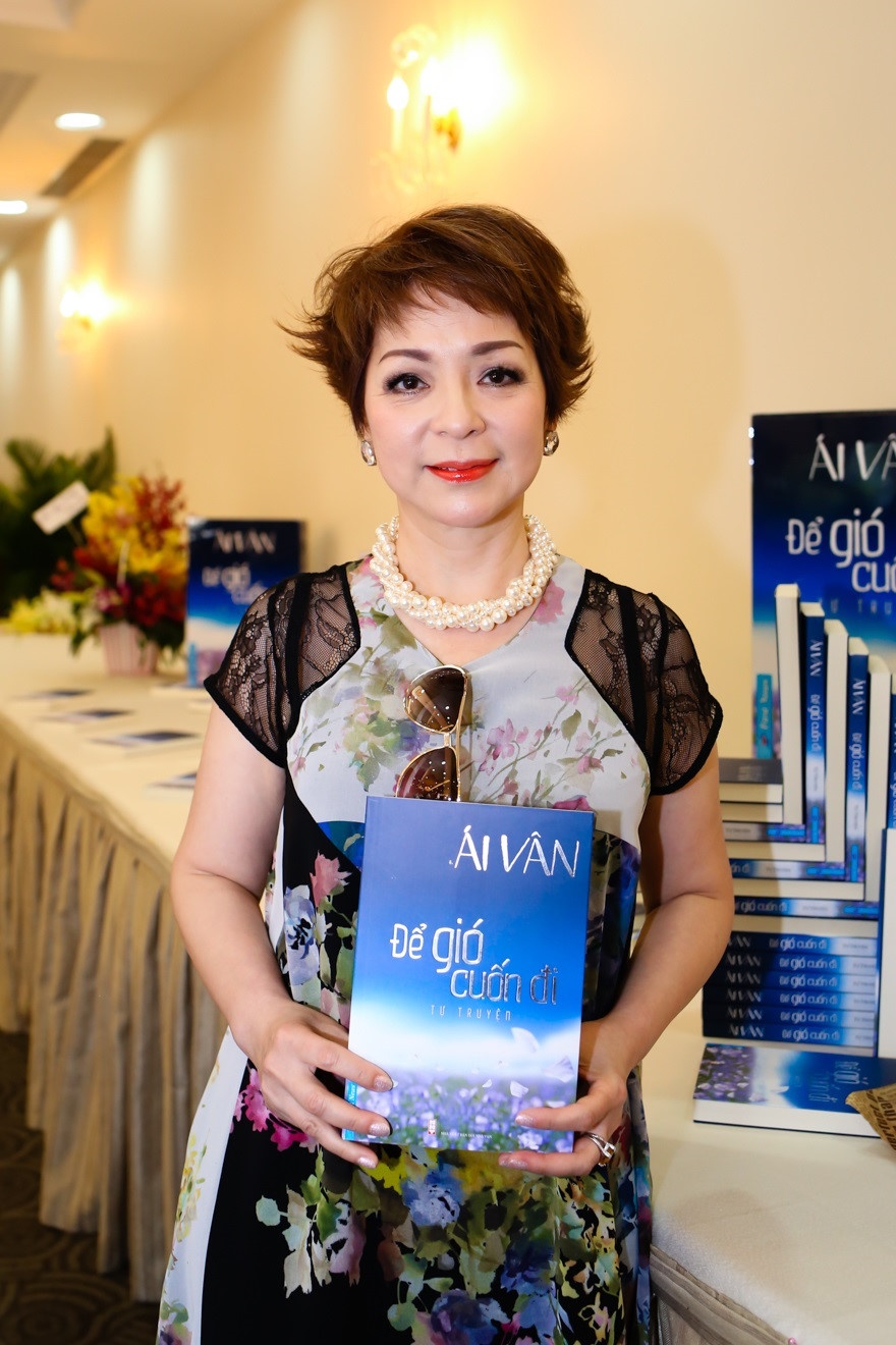 Sao Viet chien dau lac quan voi benh ung thu anh 9