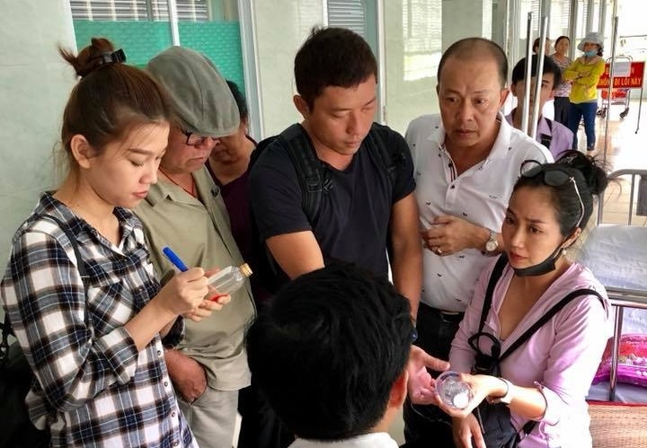 Nghệ sĩ Việt thăm Mai Phương bị ung thư ảnh 3 Nghe si Viet tham Mai Phuong bi ung thu anh 3