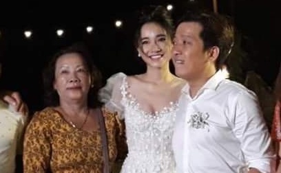 Anh Truong Giang, Nha Phuong ben gia dinh o le dinh hon hinh anh