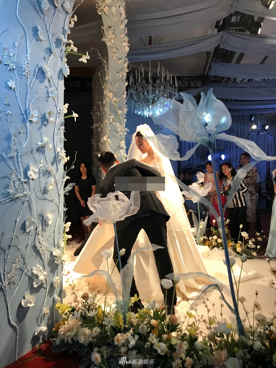 Le cuoi Truong Hinh Du anh 3