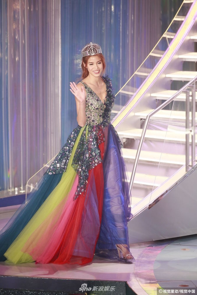 Tran Tieu Hoa hoa hau Hong Kong anh 8