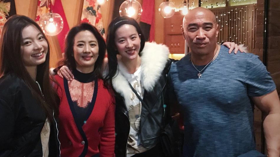 Luu Diec Phi anh mat moc gay that vong anh 1