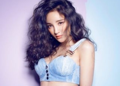 'Bieu tuong goi cam' Trung Quoc tu tu vi bi kich hon nhan, say thai? hinh anh