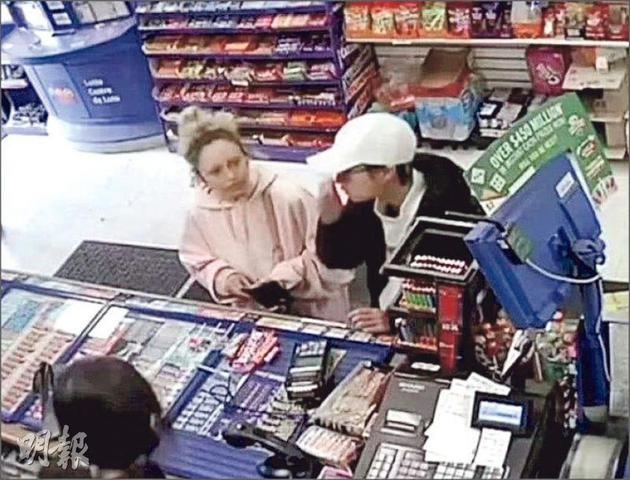 Ngô Trác Lâm kết hôn đồng tính ảnh 2 Ngo Trac Lam ket hon dong tinh anh 2