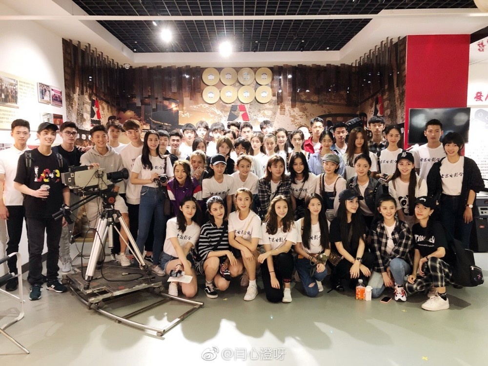 Nhan sac 4 doi thu cung phong Tong To Nhi anh 18