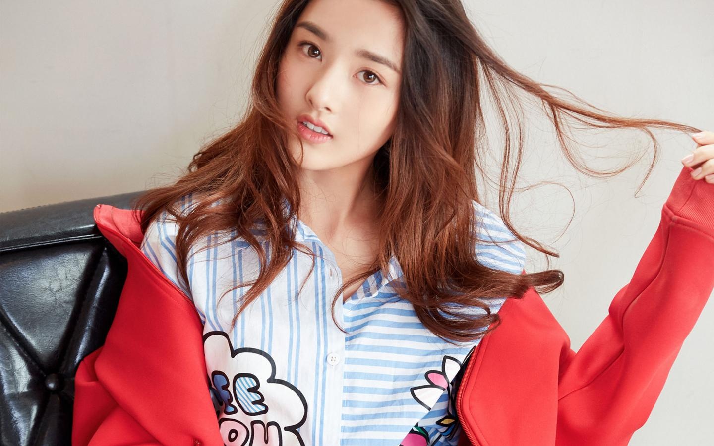 Nhan sac 4 doi thu cung phong Tong To Nhi anh 2