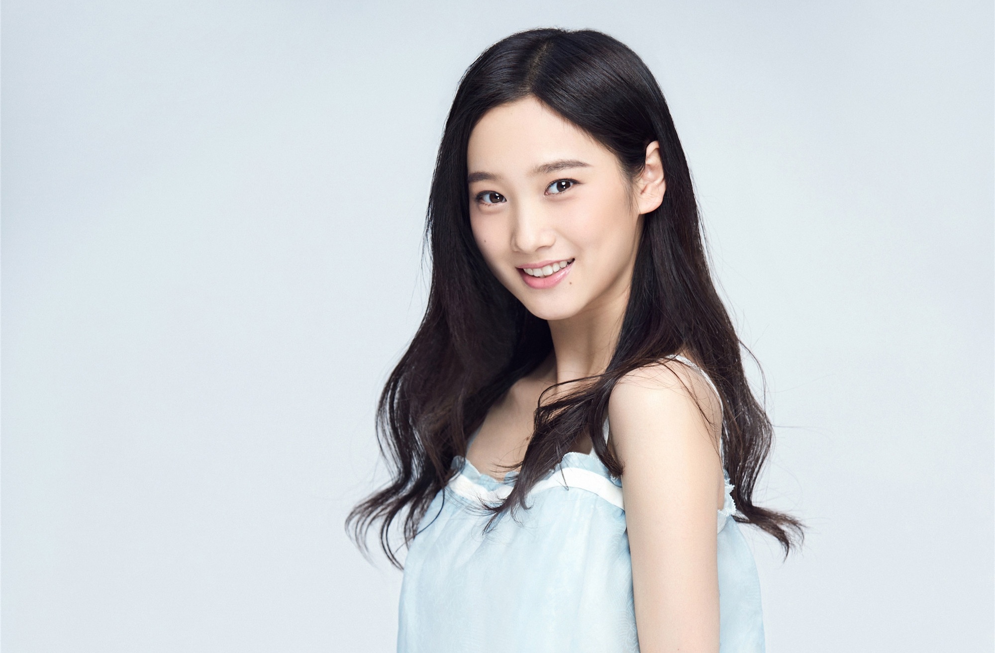 Nhan sac 4 doi thu cung phong Tong To Nhi anh 15