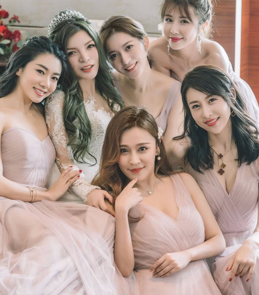 Trieu Vy dep noi bat khi du cuoi anh 7