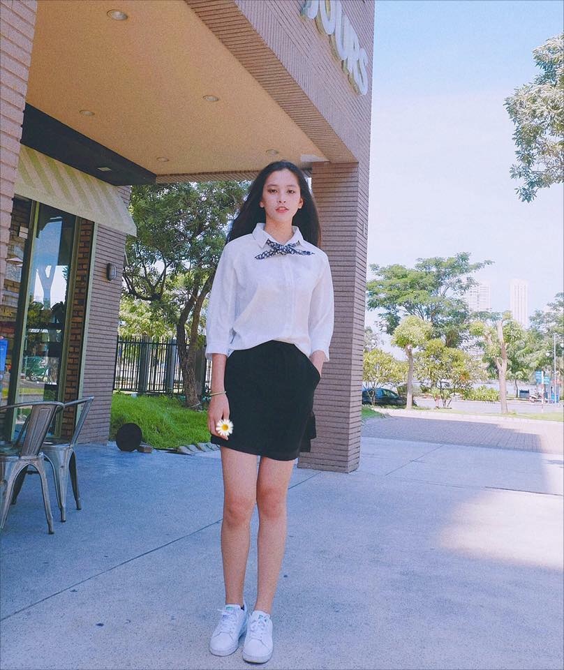 Tran Tieu Vy dang quang Hoa hau Viet Nam anh 9