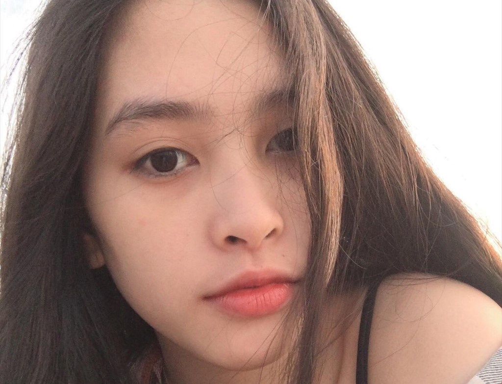 Nhan sac doi thuong cua Hoa hau 18 tuoi Tran Tieu Vy hinh anh