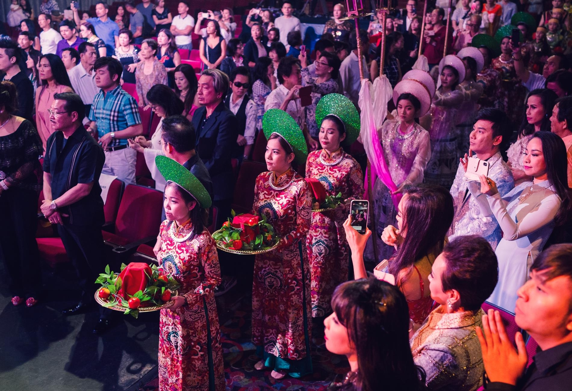 Nghe si Viet cung To nghe o My anh 1