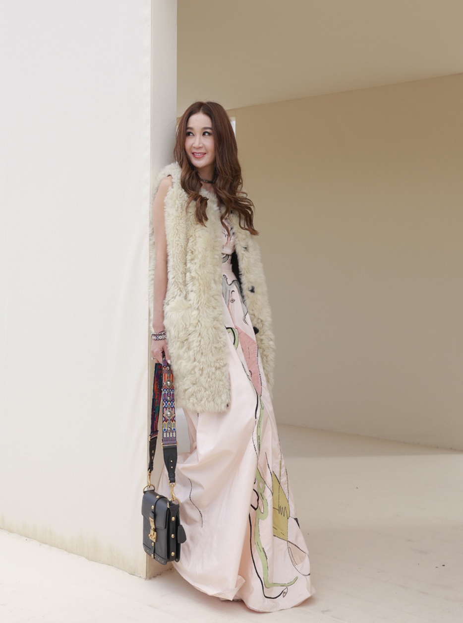 gu thoi trang On Bich Ha anh 8