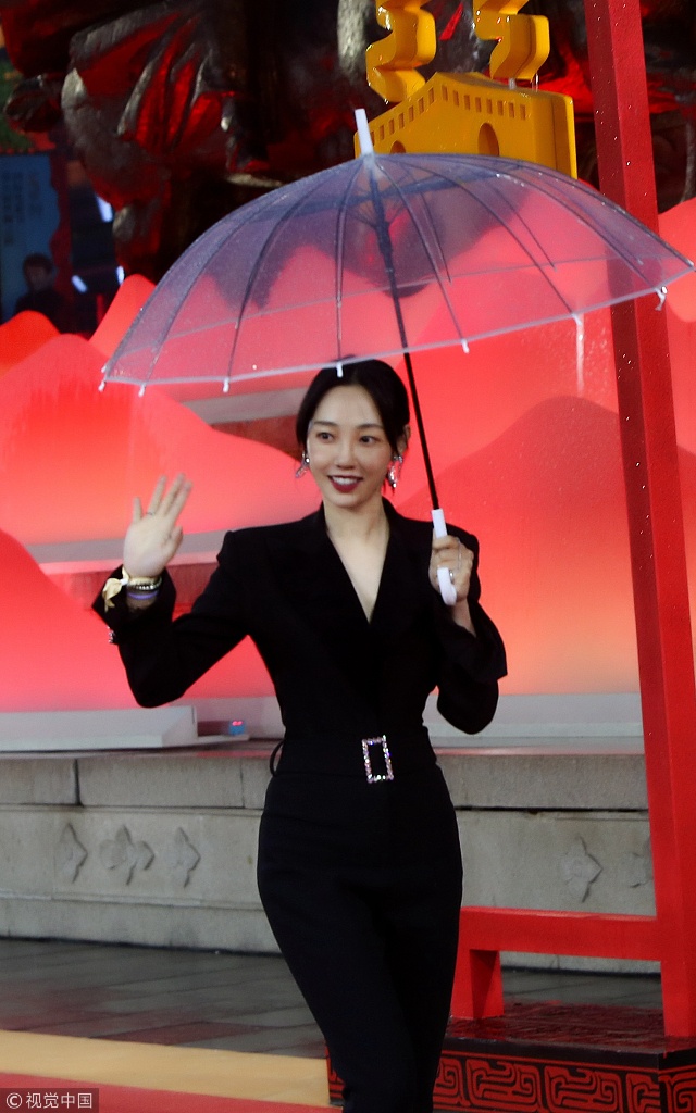 Lam Tam Nhu tre trung anh 11