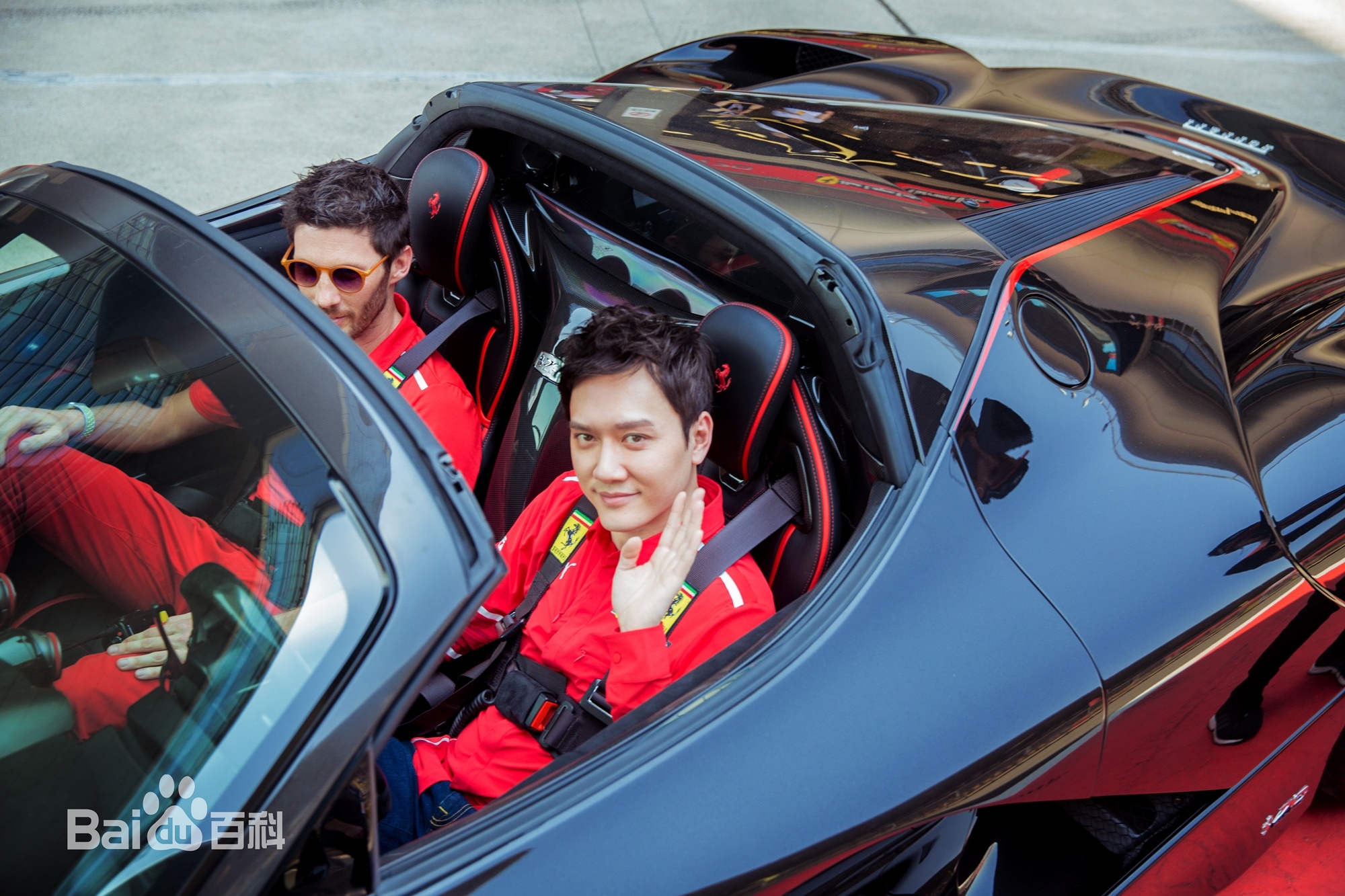 Phùng Thiệu Phong giàu có ảnh 1 Phung Thieu Phong giau co anh 1