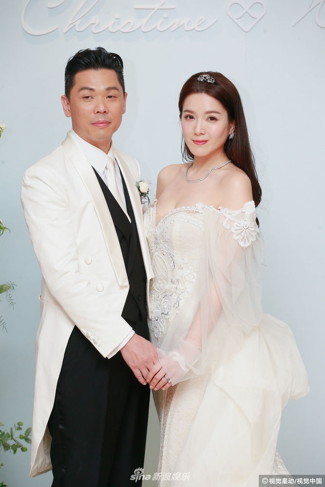 Cau Van Tue cuoi anh 4