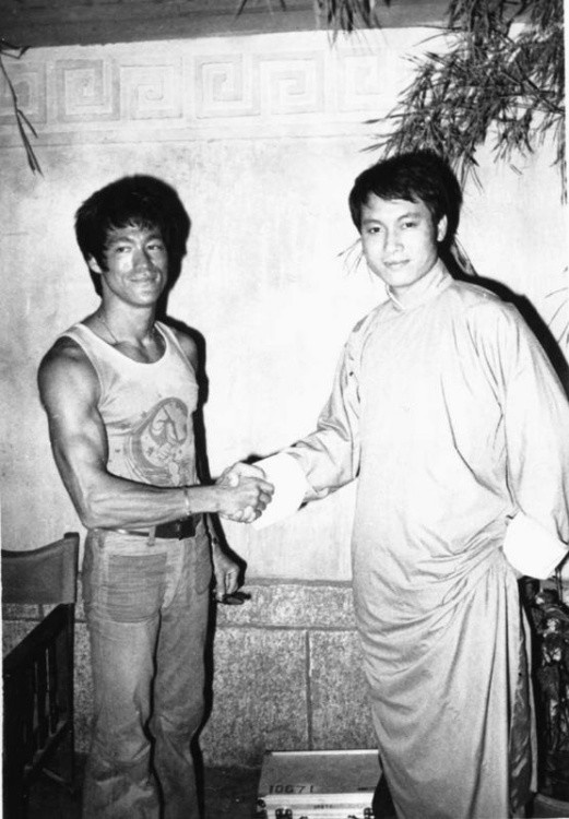 Nhạc Hoa qua đời ảnh 2 Nhac Hoa qua doi anh 2