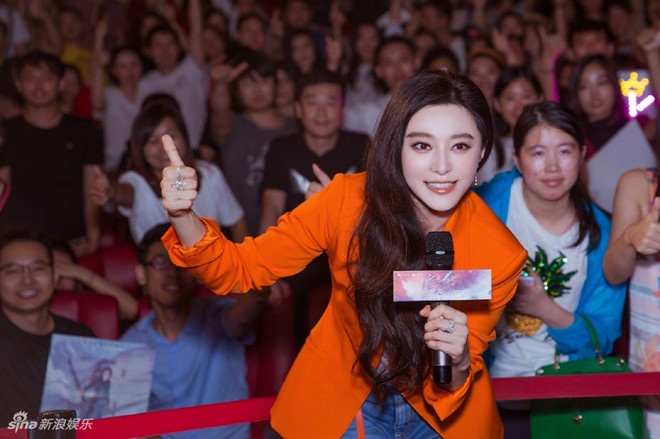 Địch Lệ Nhiệt Ba Phạm Băng Băng bị tẩy chay ảnh 1 Dich Le Nhiet Ba Pham Bang Bang bi tay chay anh 1