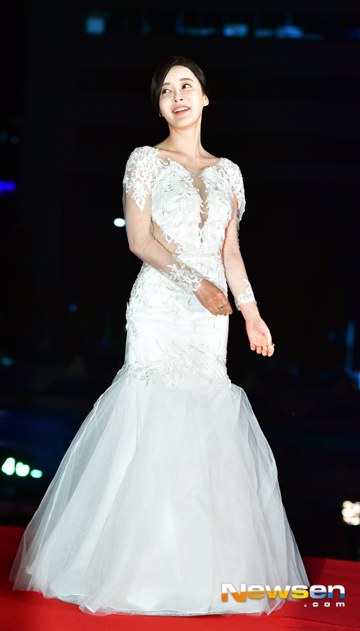 Sao Han tren tham do anh 8