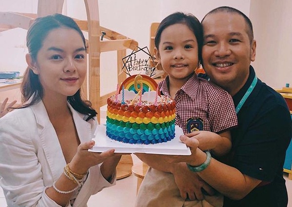 Pham Quynh Anh va Quang Huy ben nhau mung sinh nhat con gai hinh anh