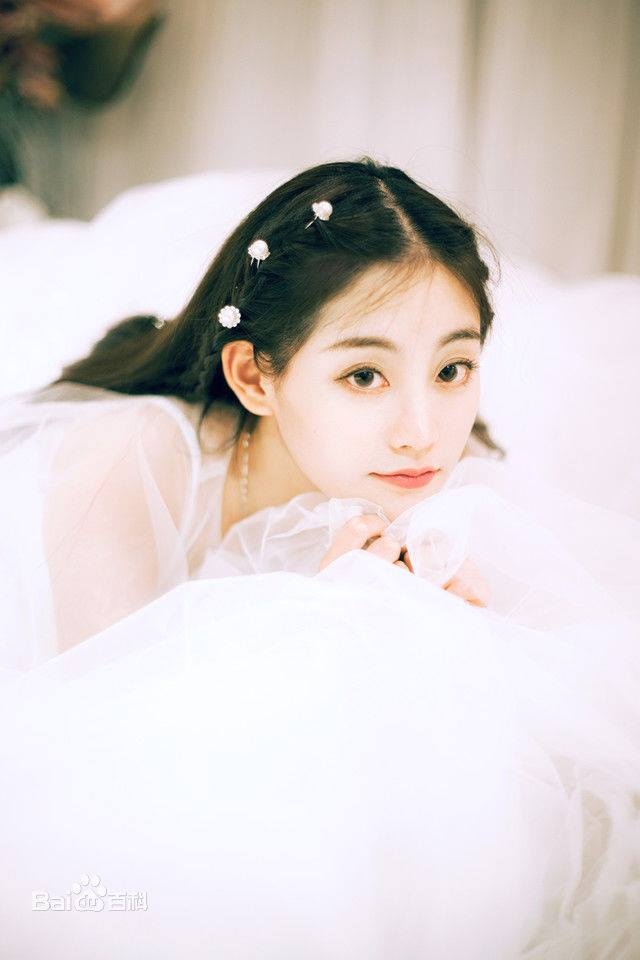 Chuc Tu Dan Y thien do long ky anh 8