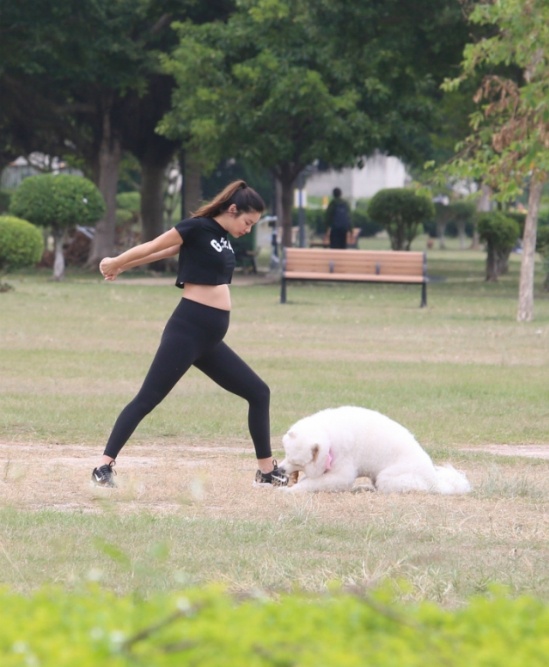 Lạc Cơ Nhi mang thai ảnh 1 Lac Co Nhi mang thai anh 1