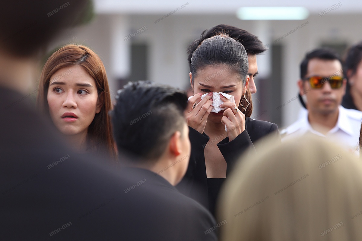 A hau Thai Lan qua doi anh 7