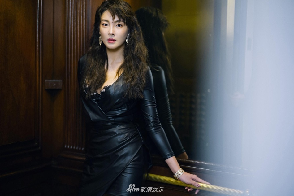 Truong Vu Ky tham hong Victoria's Secret 2018 anh 3