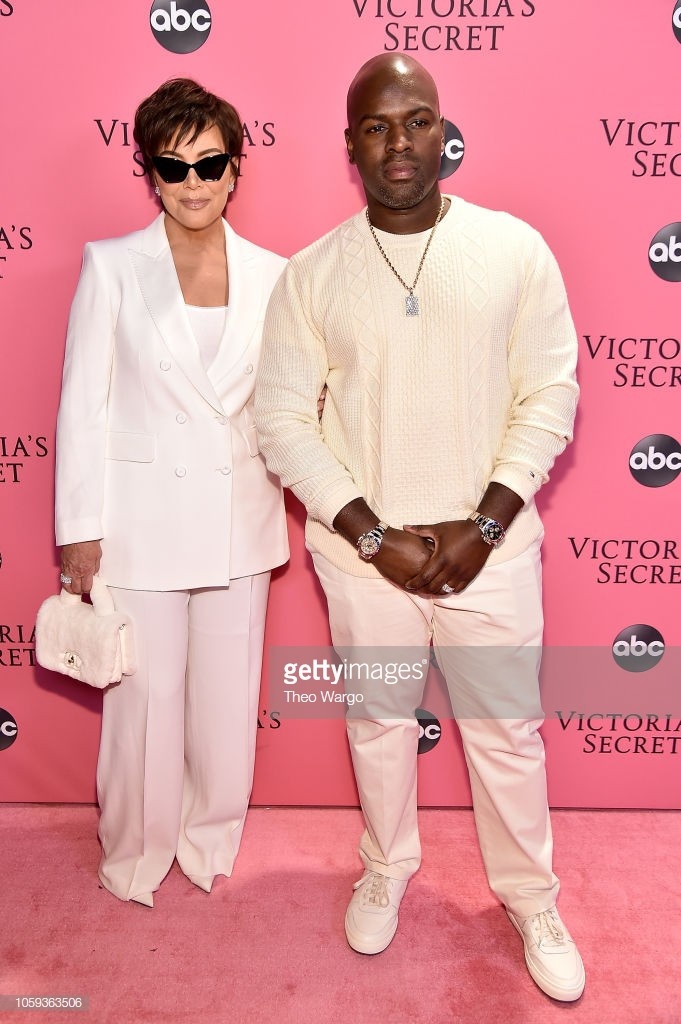 Truong Vu Ky tham hong Victoria's Secret 2018 anh 10