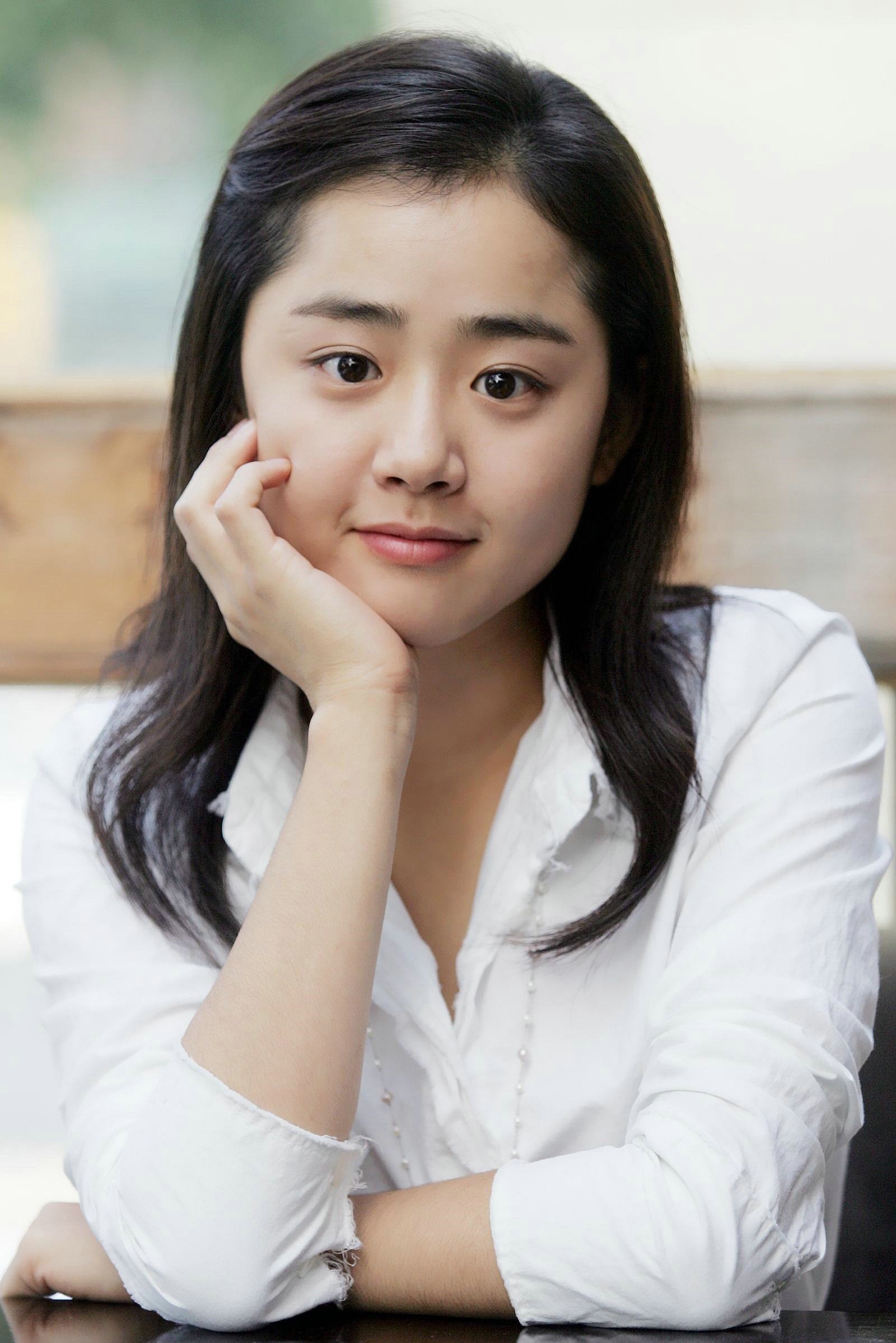 Moon Geun Young sa sut anh 1