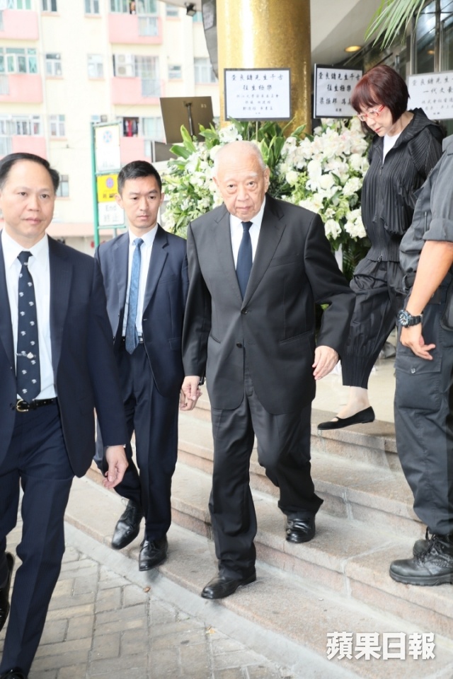 Le tang Kim Dung anh 8