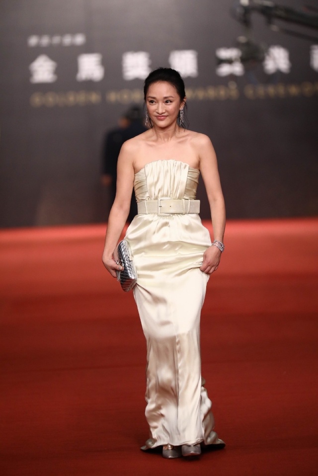 Dan sao tren tham do Kim Ma anh 3