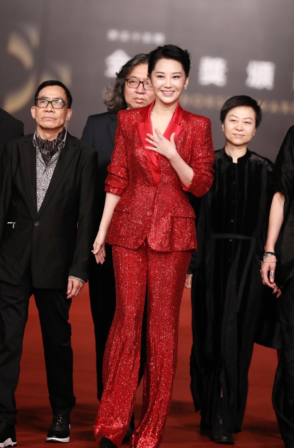 Dan sao tren tham do Kim Ma anh 10