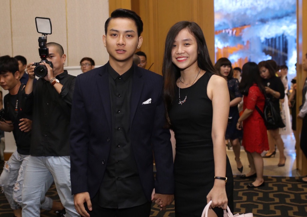 Ro tin Hoai Lam va ban gai da co con dau long anh 2