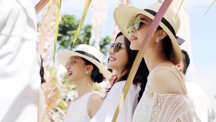 Dan sao Hoan Chau cach cach be boi anh 5