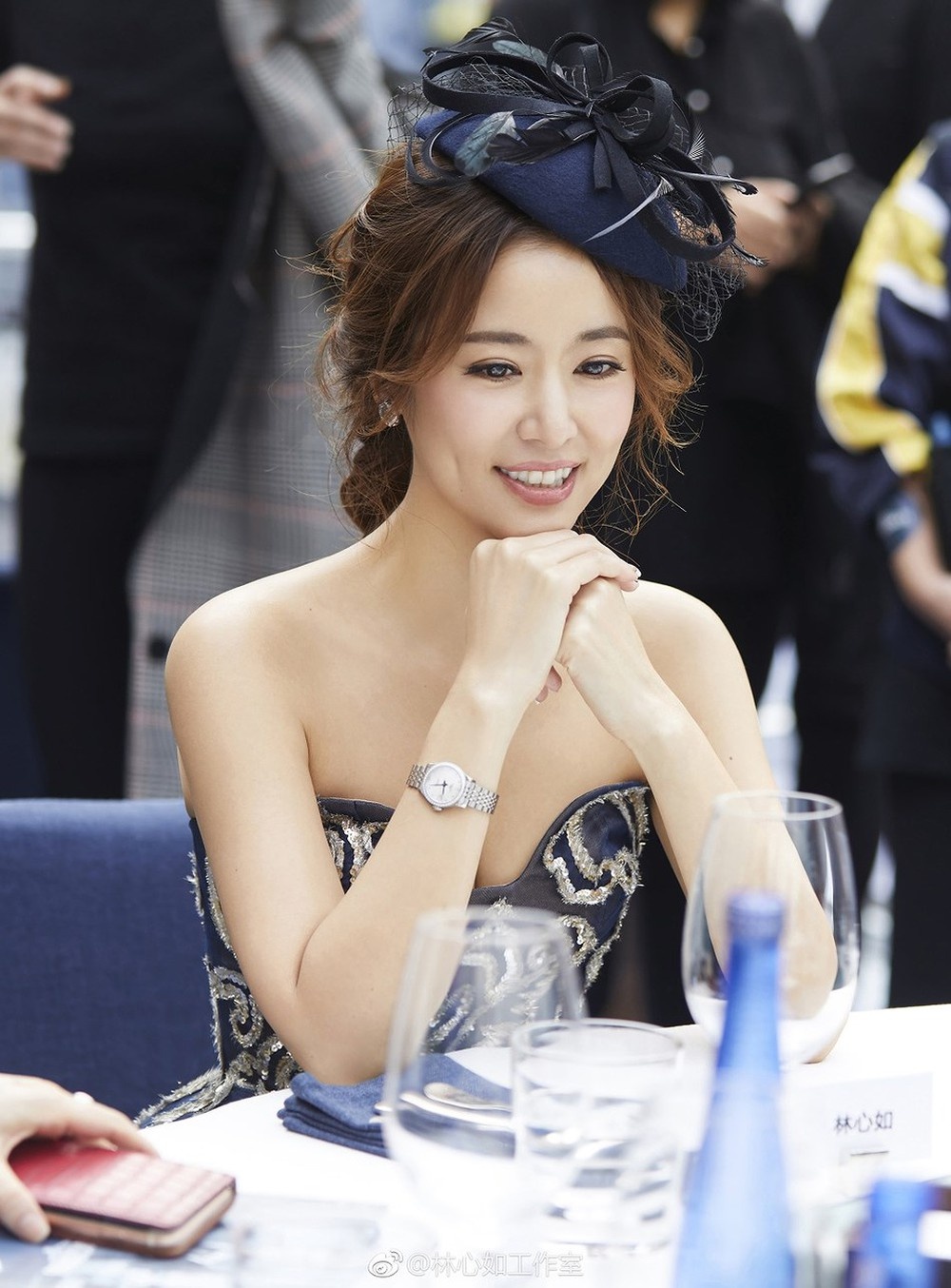 Dan sao Hoan Chau cach cach be boi anh 2