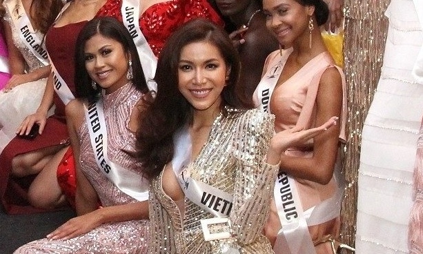 Minh Tu bi vo mach mau, bam tim tai Hoa hau Sieu quoc gia hinh anh