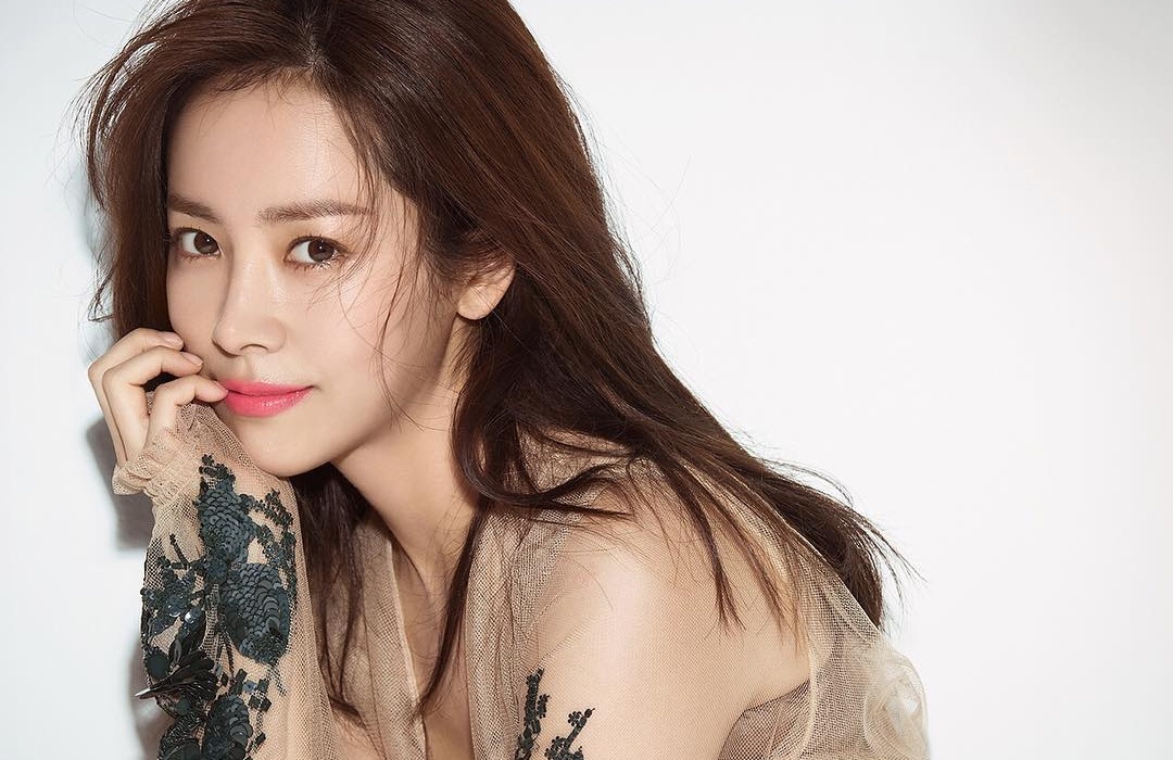 Han Ji Min dat giai anh hau anh 9