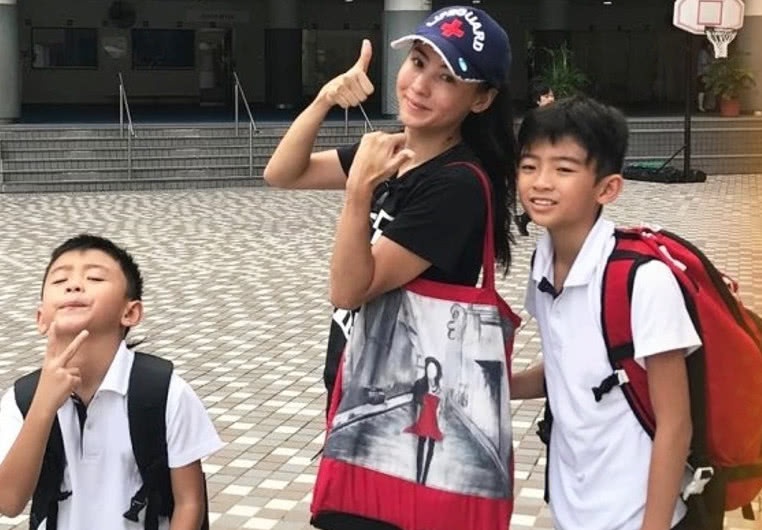 Trương Bá Chi bạn trai là đại gia 65 tuổi ảnh 2 Truong Ba Chi ban trai la dai gia 65 tuoi anh 2