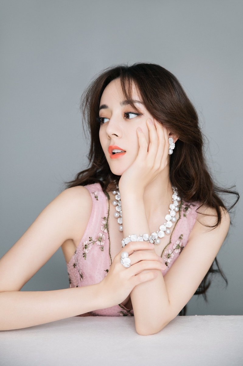 Sao hoa ngu dep nhu hoa hau anh 6