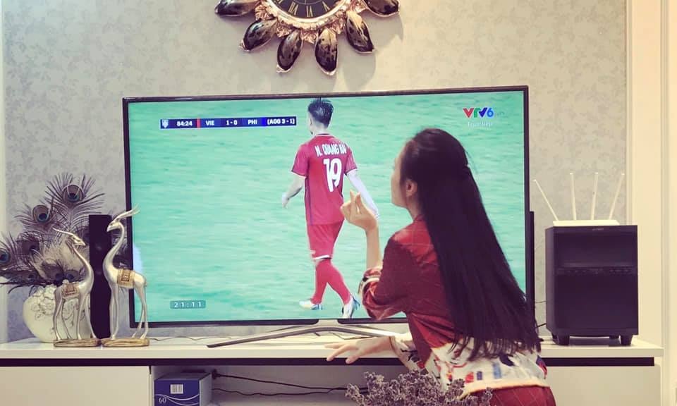 Sao Việt mừng khi Việt Nam vào chung kết AFF Cup ảnh 3 Sao Viet mung khi Viet Nam vao chung ket AFF Cup anh 3